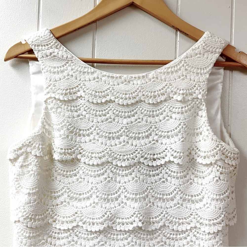 WHBM Womens White Crocheted Lace Dress SZ 4 Feminine Bridal Shower Coquette Boho - Picture 3 of 10